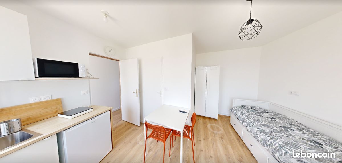 Appartement 1 pièce 16 m² · à La Roche-sur-Yon · 16 m² · 500 €