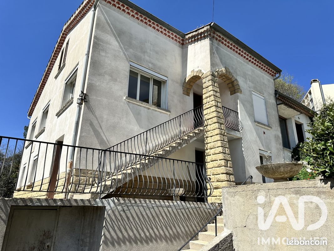 Maison 8 pièces 205 m² · à Aubenas · 205 m² · 189 000 €