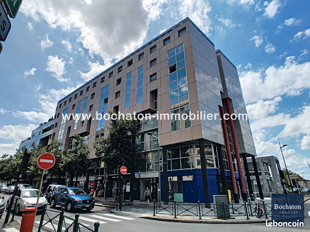 Parking Annemasse · 80 €/mois