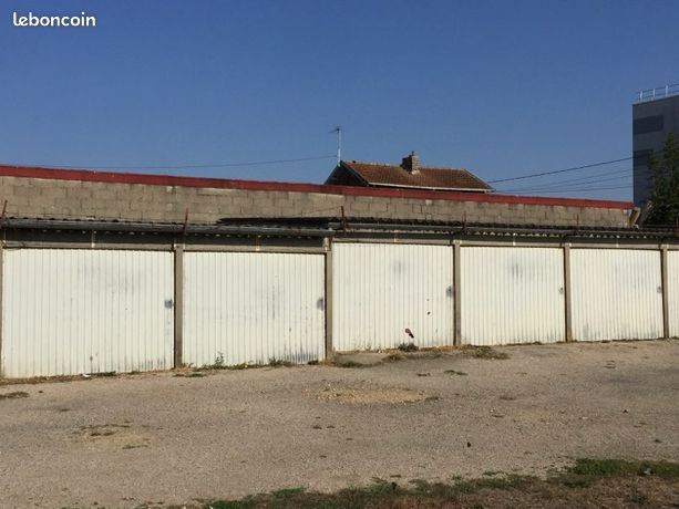 Garage à louer LA FERTE GAUCHER ( 77320 )