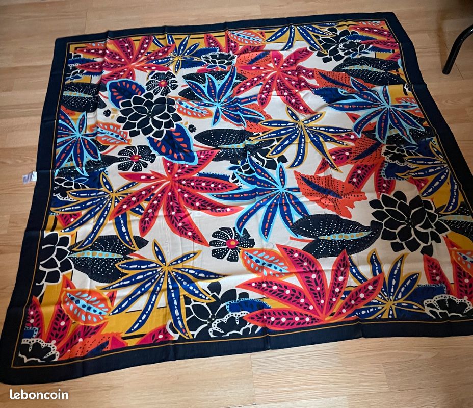 Foulard Femme Noir » Grande Taille | Ulla Popken