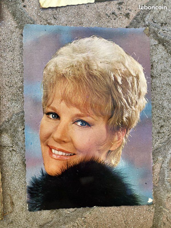 Cartes postales vedettes année 60 (image 9)