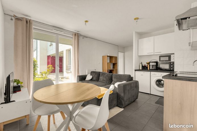 Appartement 2 pièces 42 m² — 3