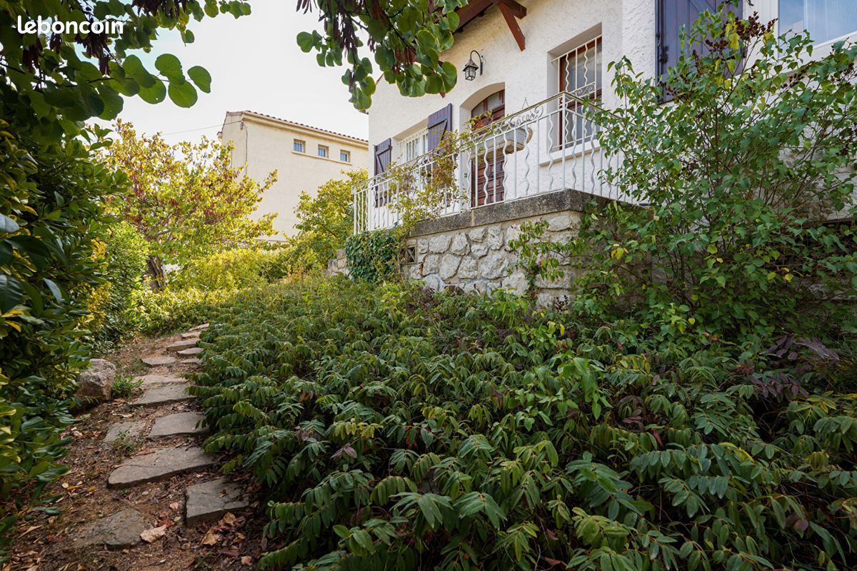 Maison 6 pièces 130 m² · à Aix-en-Provence · 130 m² · 760 000 €