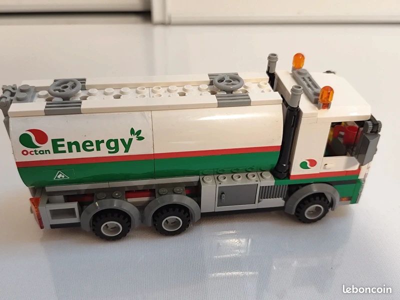LEGO 60016 Tanker Truck (Camion-citerne) - City Octan - Camion de carburant (image 6)