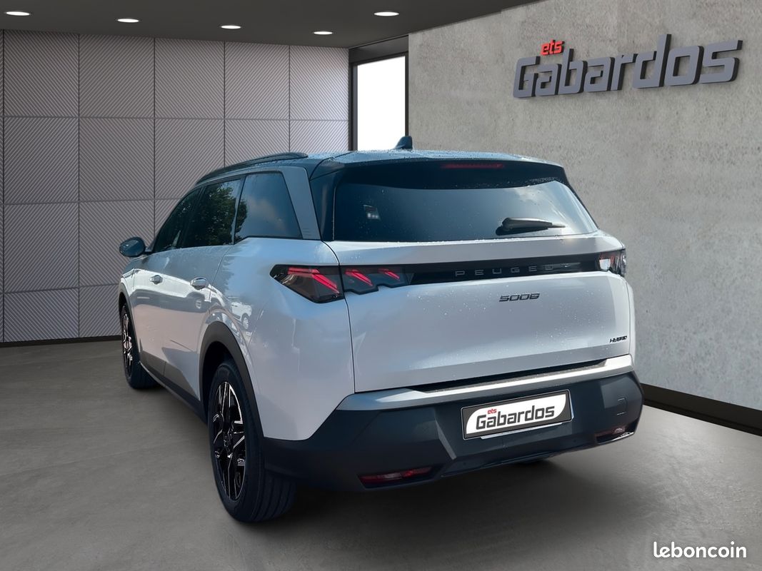 Peugeot 5008 E-145 DCS6 GT 7 PLACES - Pack 360° Vision & Drive Assist Plus (image 6)