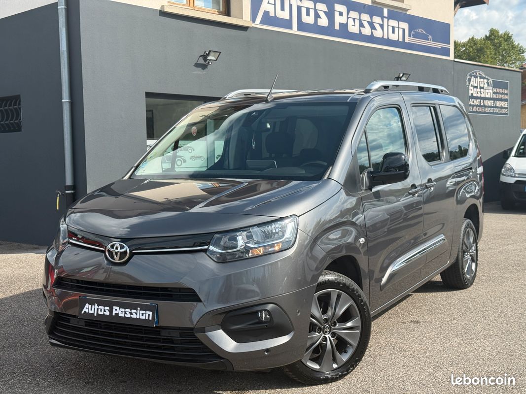 Toyota proace city verso long l2 7 places 1.5 d-4d 130 ch design. 67 000kms. 1ere main. 07/2022 (image 1)