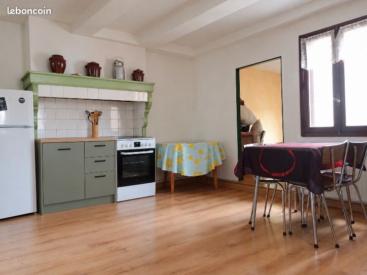 Maison 7 pièces 180 m² · à Millau · 180 m² · 180 000 €