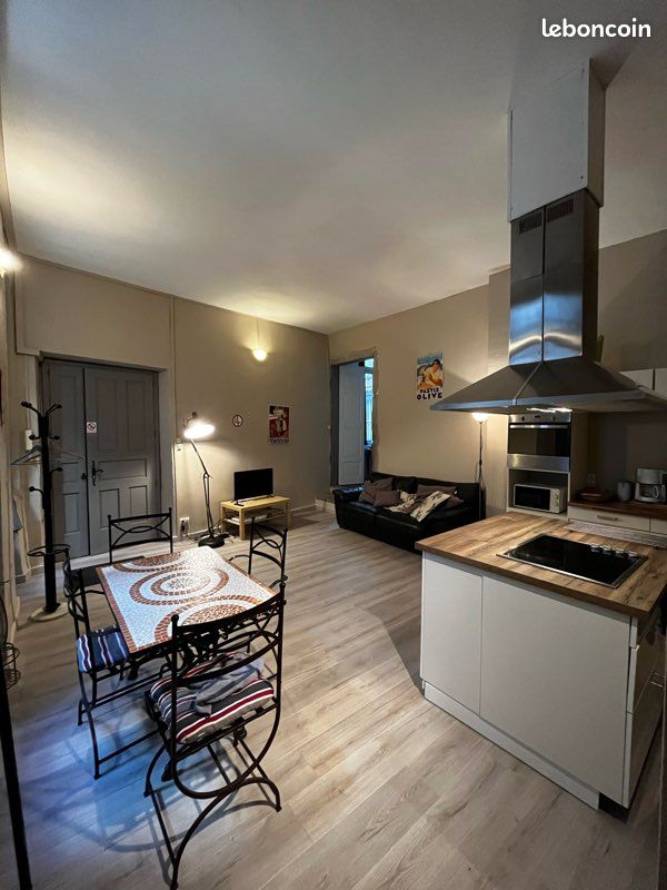 Appartement 3 pièces 63 m² · à Carcassonne · 63 m² · 700 €