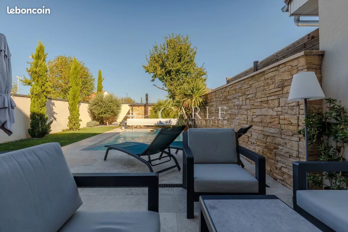 Maison 7 pièces 148 m² · à Décines-Charpieu · 148 m² · 549 000 €
