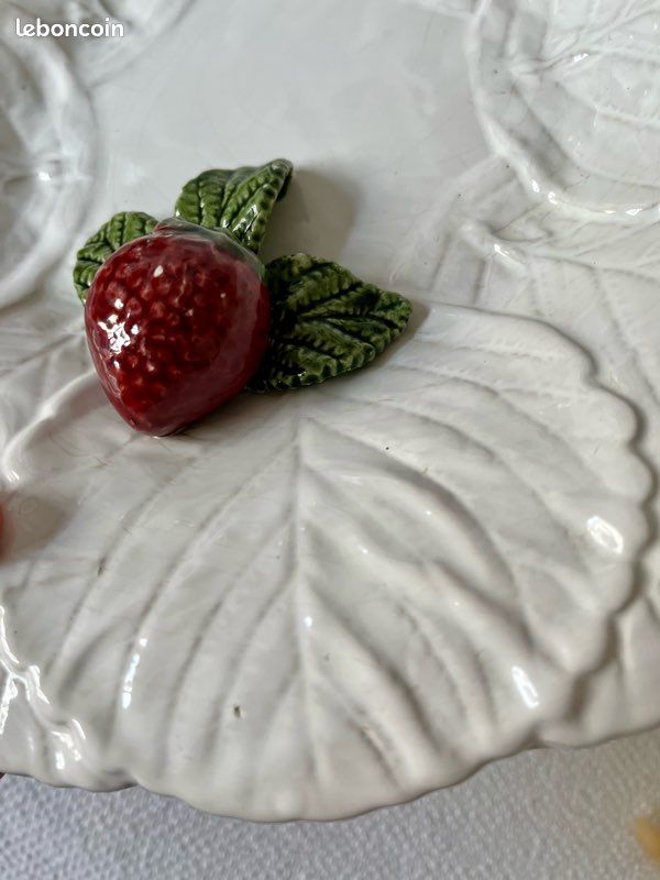 Superbe plat en cĂ©ramique blanc avec fraise đ (image 10)