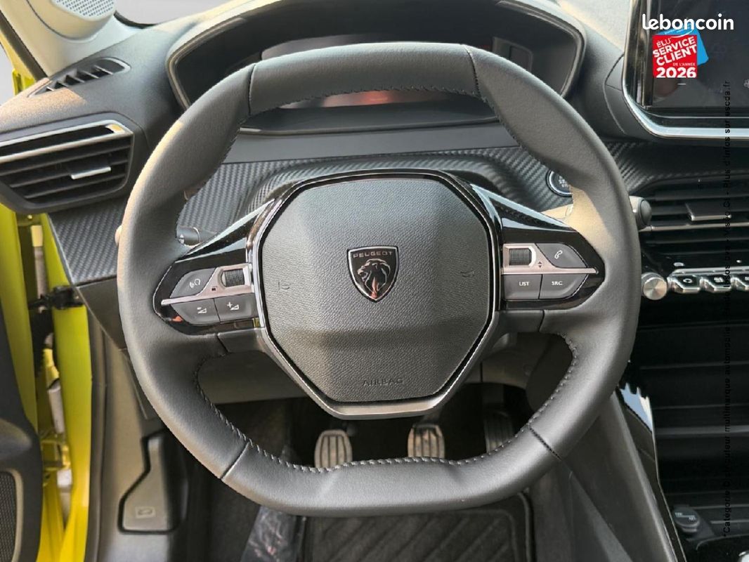 Peugeot 208 1.2 Turbo 100ch Allure (image 12)