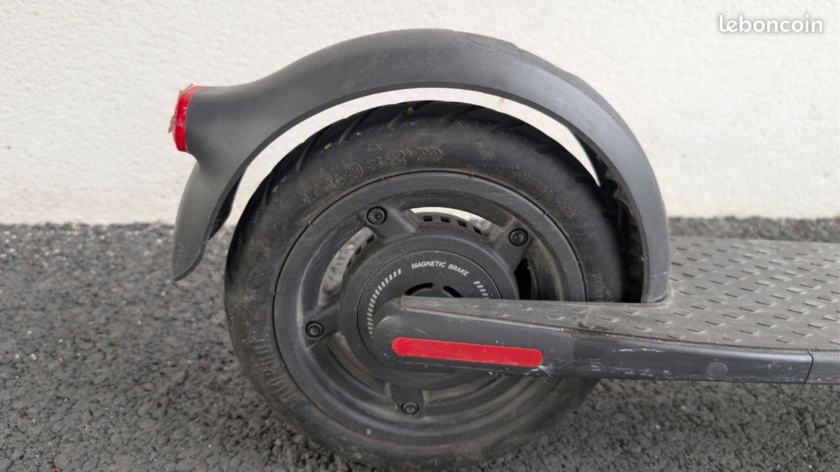 Trottinette électrique Ninebot E45E (image 15)