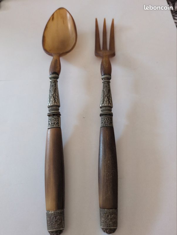 Duo ancien de service – corne naturelle & métal argenté – 1900–1950 (image 1)