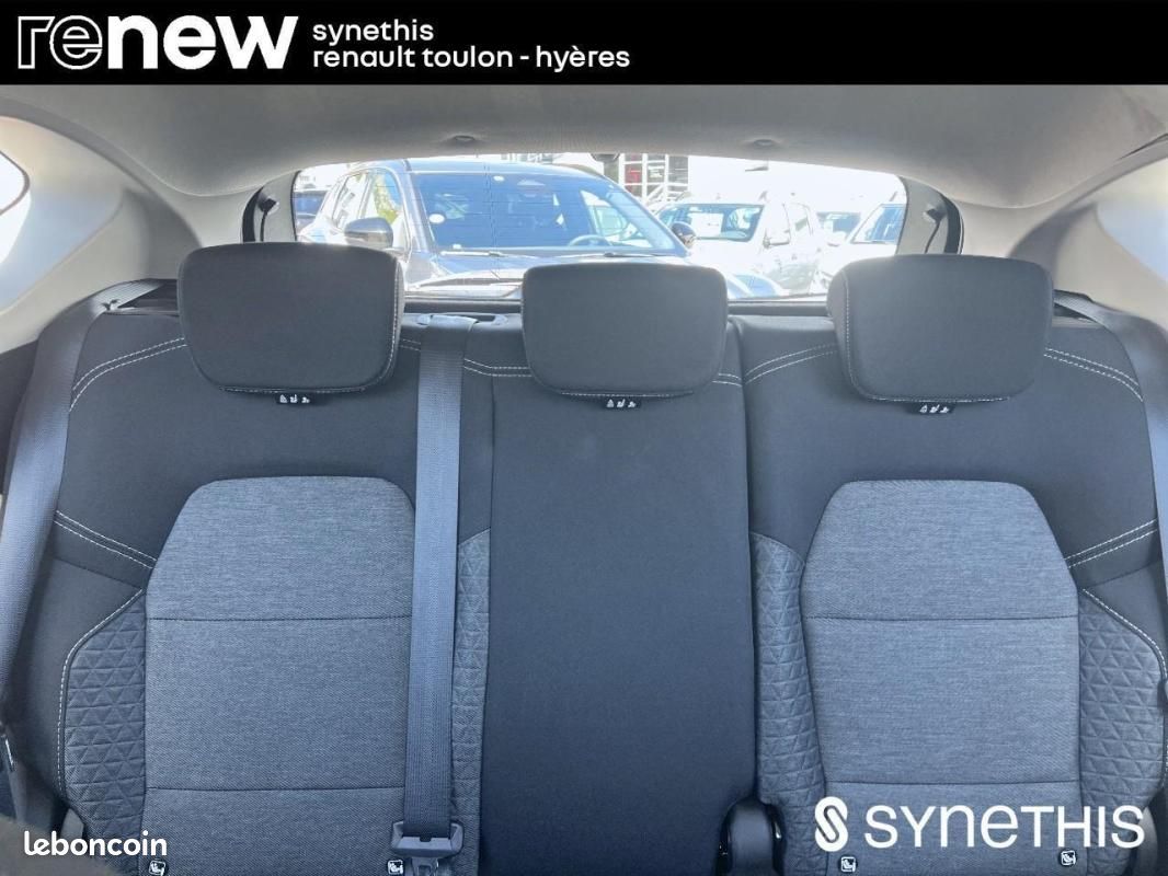 Renault Captur E-Tech 145 - 21 Business (image 29)