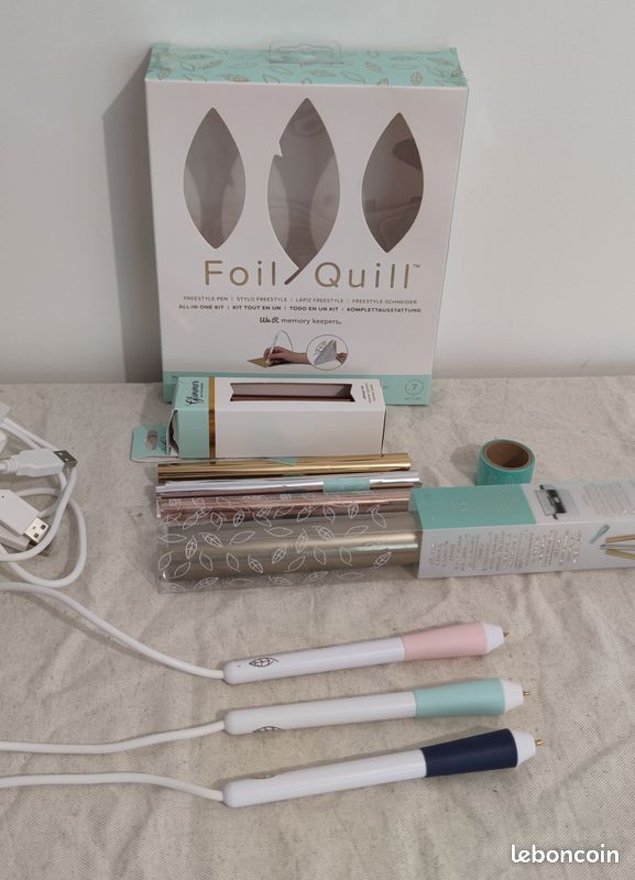 Foil Quill WeR memory keepers | kit tout en 1 : 3 stylos freestyle thermiques USB + rouleaux termiques (image 1)