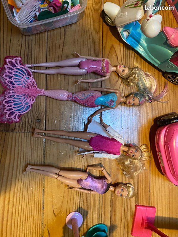 Lot barbies (image 7)