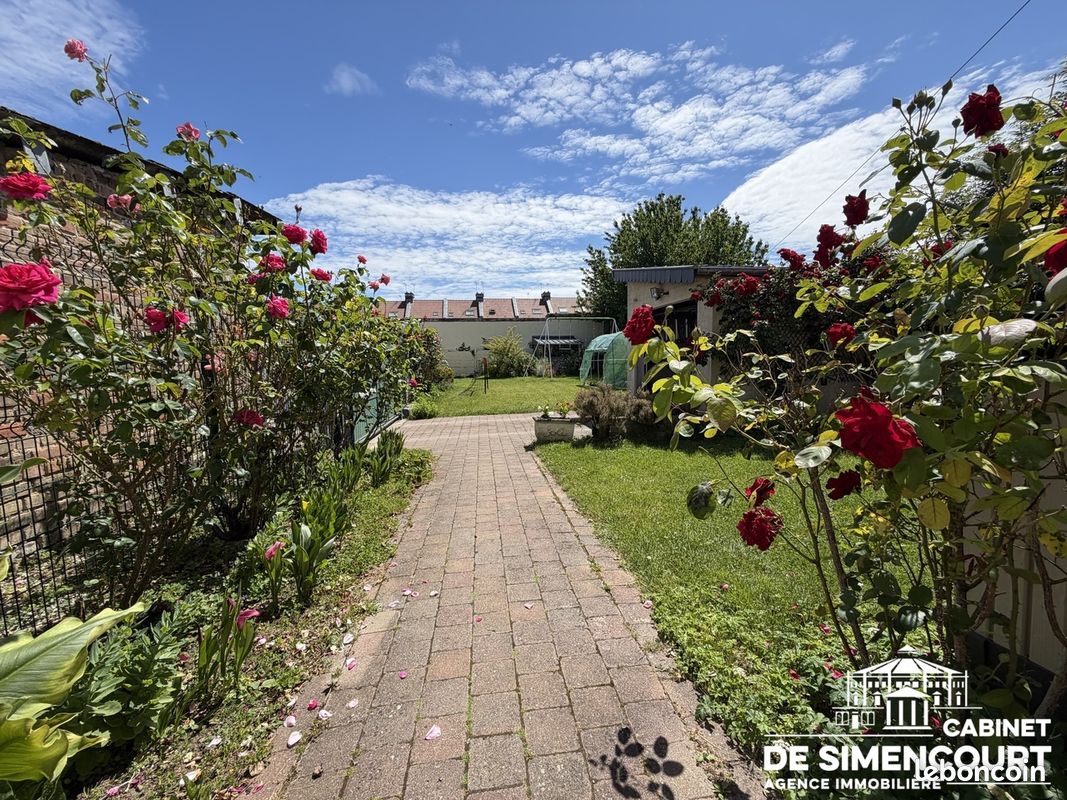 Maison 4 pièces 100 m² · à Amiens · 100 m² · 356 000 €