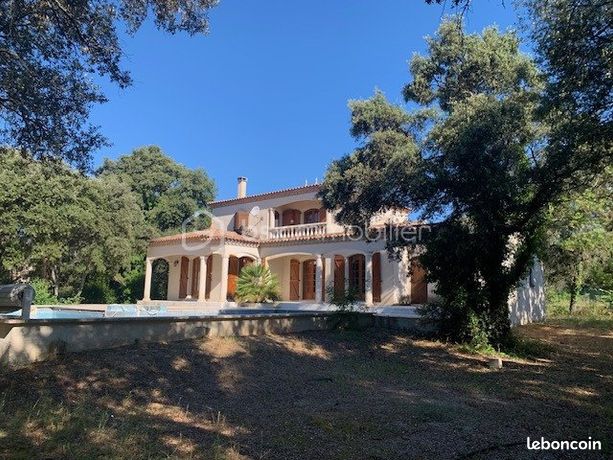 Villa 5 pièces 140 m²
