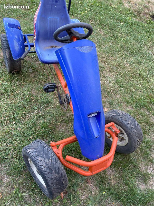Lot de 2 Karts à pédales BERG grands modèles (À remettre en état / Pneus à réparer) (image 2)