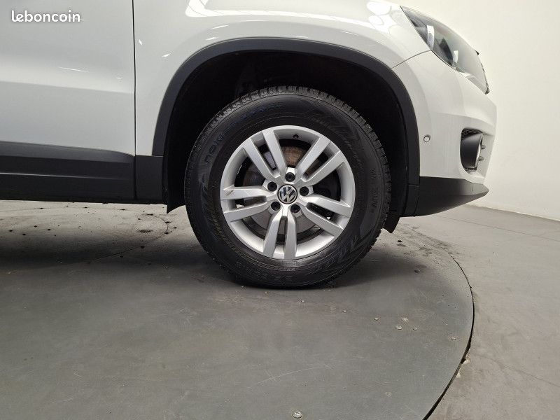 Volkswagen TIGUAN 2.0 tdi 110cv Bluemotion Technologie/Apple Car Play/Caméra/Radar/Régulateur (image 9)