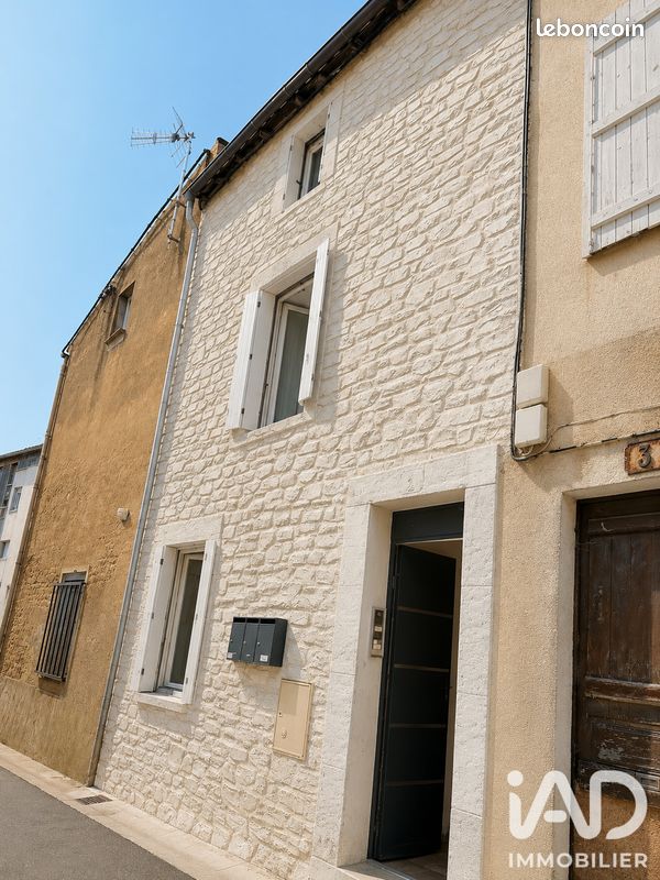 Immeuble 71 m² · à Niort · 71 m² · 210 000 €