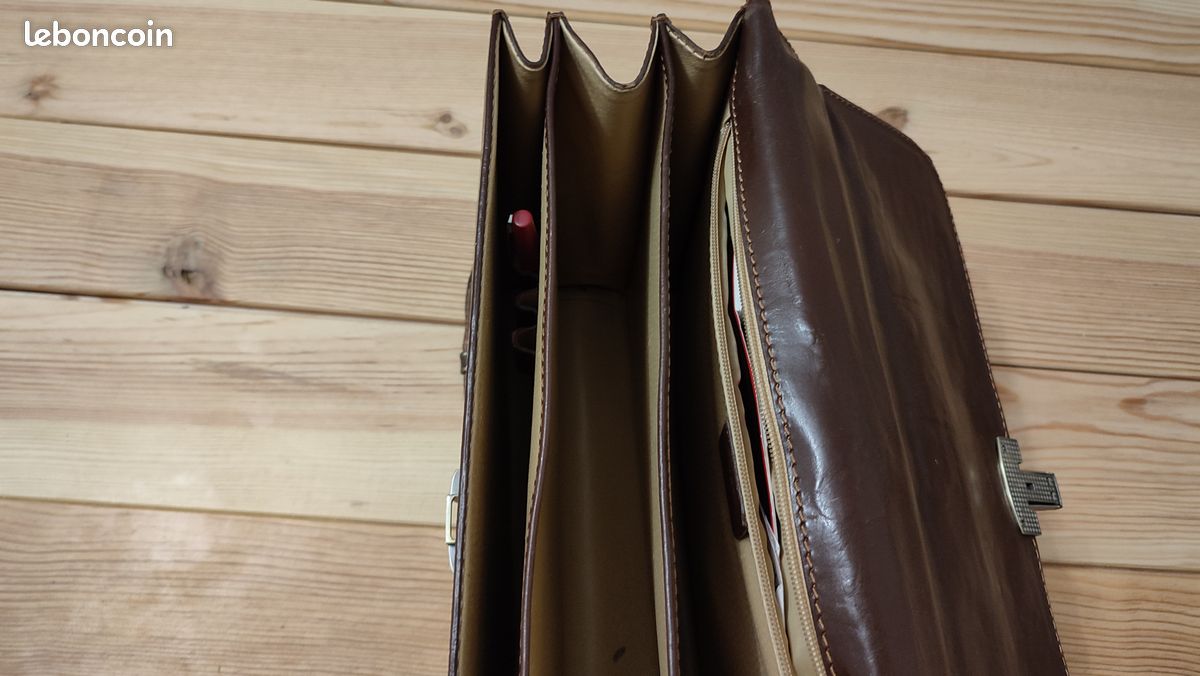 Cartable cuir (image 4)