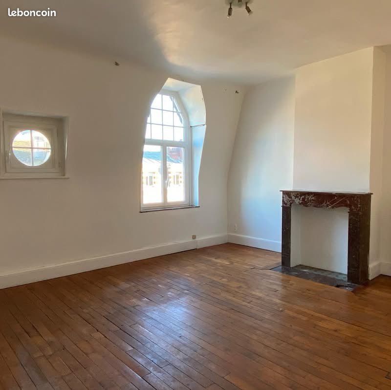 Appartement 3 pièces 75 m² · à Cambrai · 75 m² · 700 €