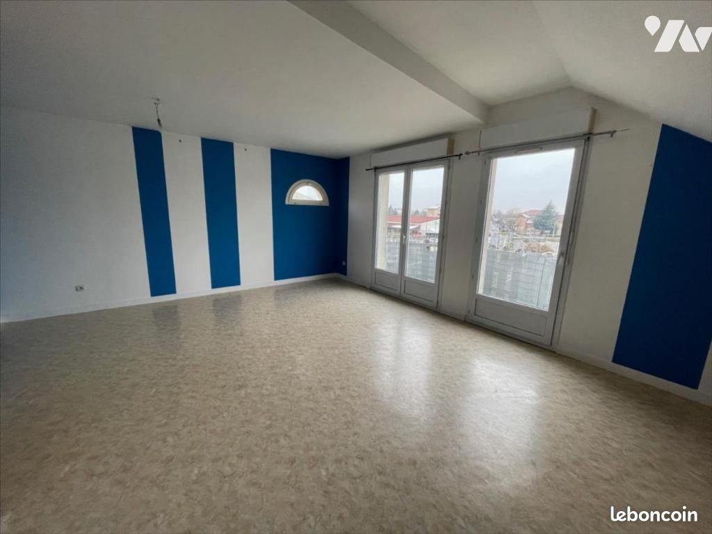 Appartement 2 pièces 57 m² · à Montrevel-en-Bresse · 57 m² · 535 €