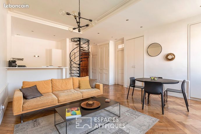 Duplex 3 pièces 111 m² — 6