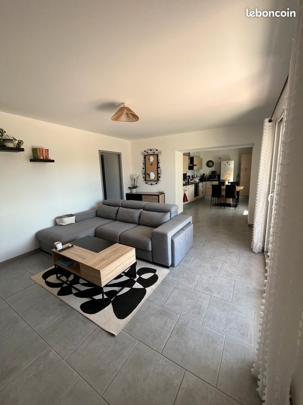 Appartement 3 pièces 63 m² · à Sainte-Cécile-les-Vignes · 63 m² · 990 €/mois