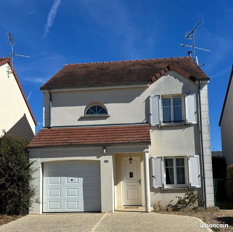 Maison 5 pièces 92 m² · à La Chaussée-Saint-Victor · 92 m² · 215 000 €