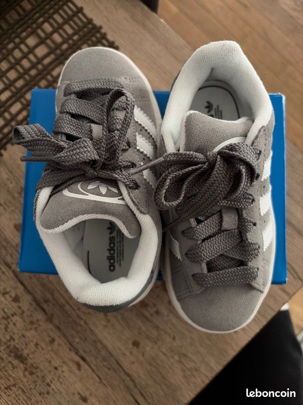 Adidas Campus Enfant taille 28 NEUF (image 3)