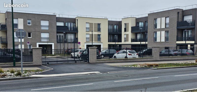 Appartement 2 pièces 43 m² · au Plessis-Belleville · 43 m² · 900 €/mois