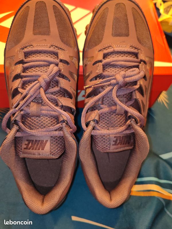 Nike shox R4 (image 1)