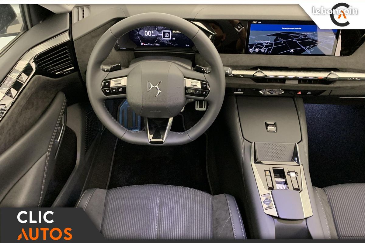 DS DS4 DS N°4 1.2i Hybride 145 BVR Etoile Alcantara (image 12)