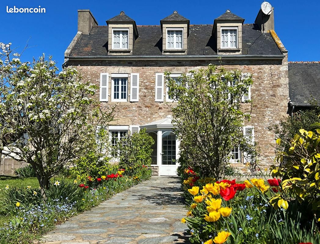 Maison 7 pièces 146 m² · à Beaussais-sur-Mer · 146 m² · 545 800 €