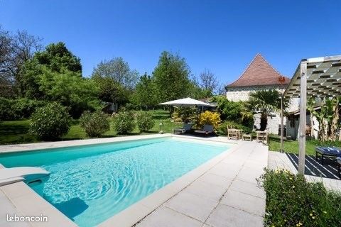 Maison 8 pièces 130 m²