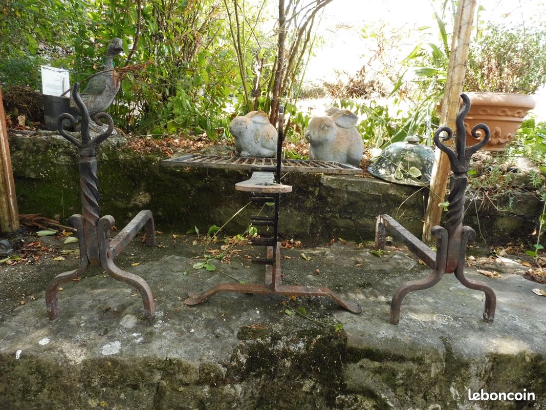 Ensemble fer forgé qualité pour cheminée (image 2)