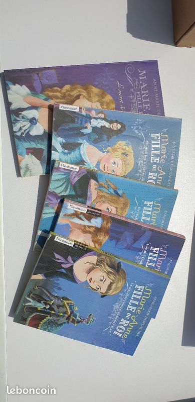 Lot de 5 livres "Marie-Anne fille du roi" (image 1)