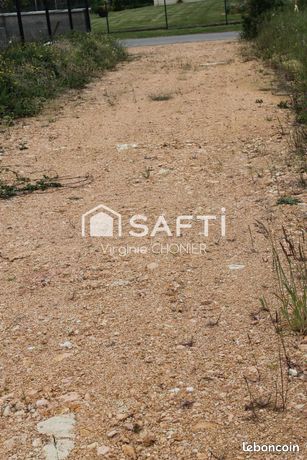Terrain 1703 m² SAINT-ETIENNE-DE-VICQ