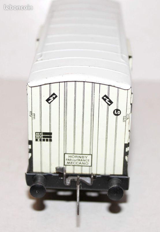 561 Wagon ETS couvert métal réfrigérant SNCF-STEF Train ech O 1/43