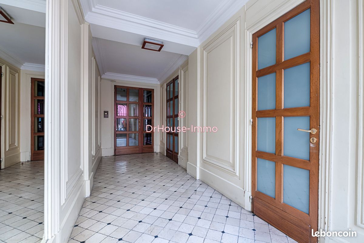 Appartement 4 pièces 59 m² · à Paris · 59 m² · 580 000 €