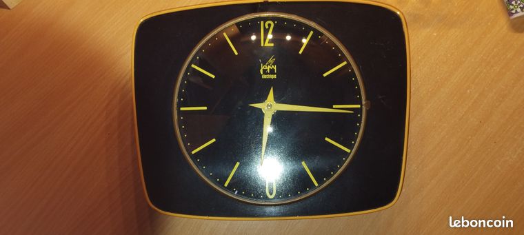 Japy 71 horloge murale 1961 à 1968 - Japy horlogerie