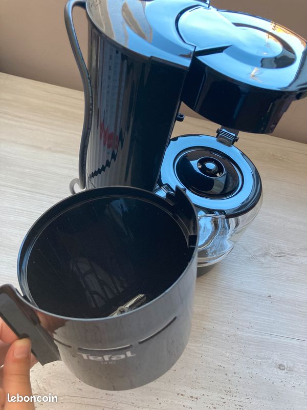 Cafetière Tefal Uno CM1218DE - Neuve - capacité de 1,1L de café (image 5)