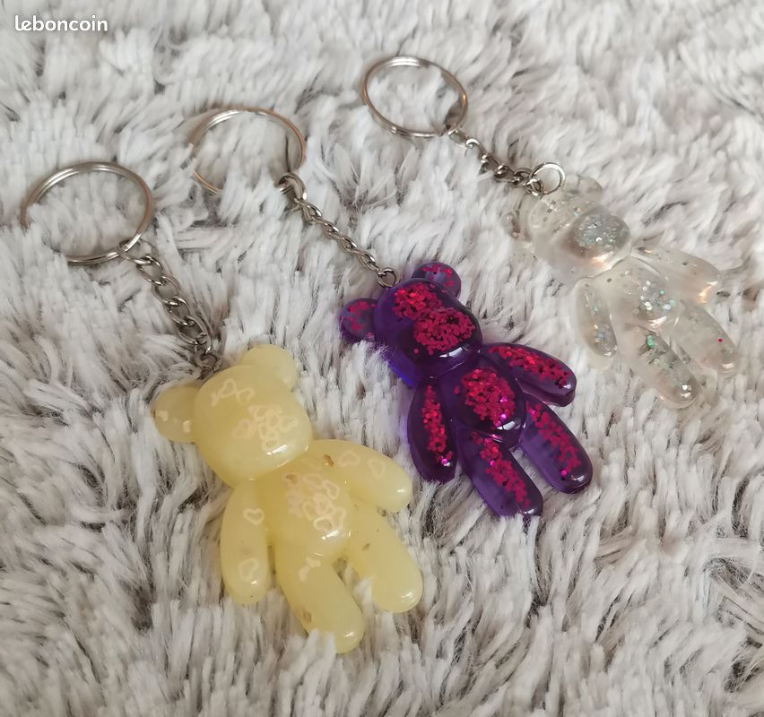 Porte-clés en résine fait à la main avec paillettes / Cadeau d’ours en résine époxy / Cadeau (image 5)