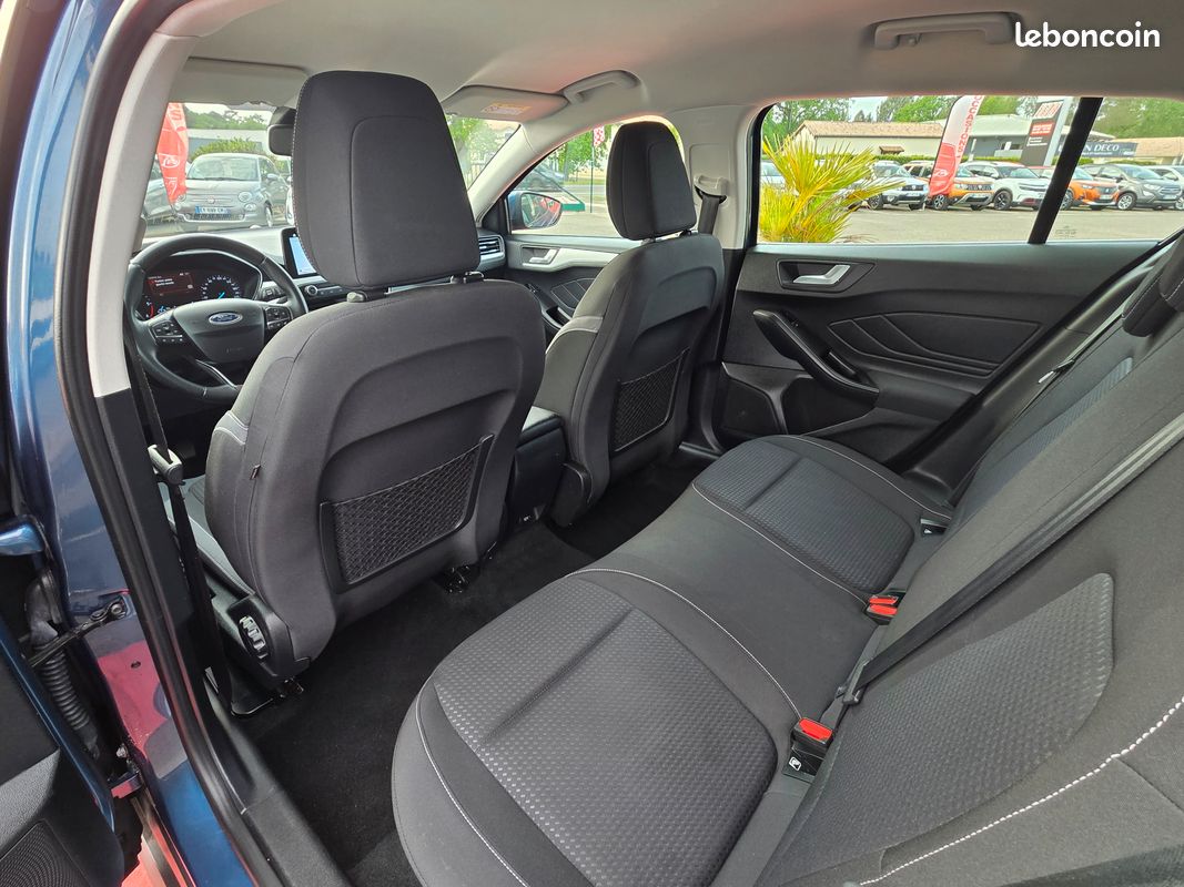 Ford Focus SW 1.5 L Ecoblue 120 CH "Titanium" 1ère Main (image 5)