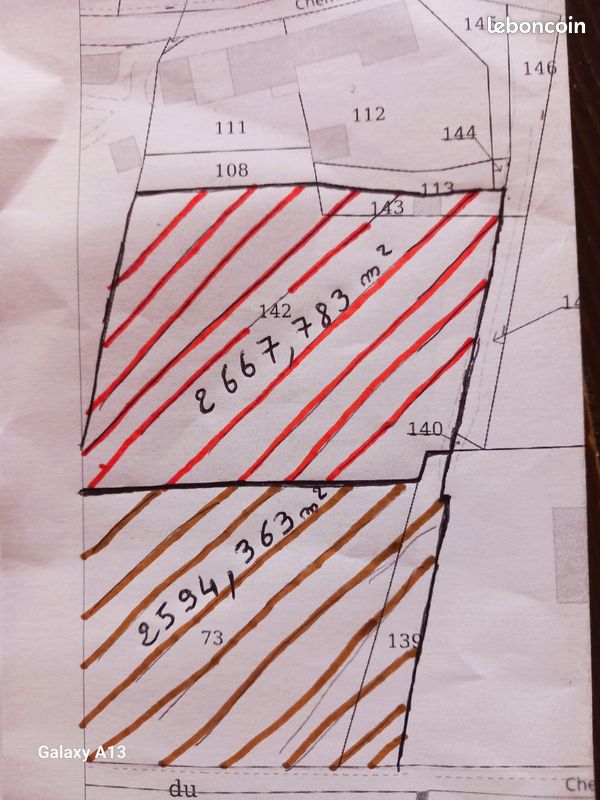 Terrains constructibles · à Uchaux · 370 000 €