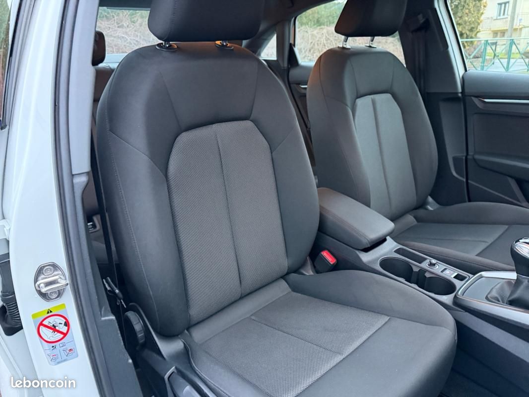 Audi A3 Berline IV 35 TFSI 150 BUSINESS LINE (image 26)