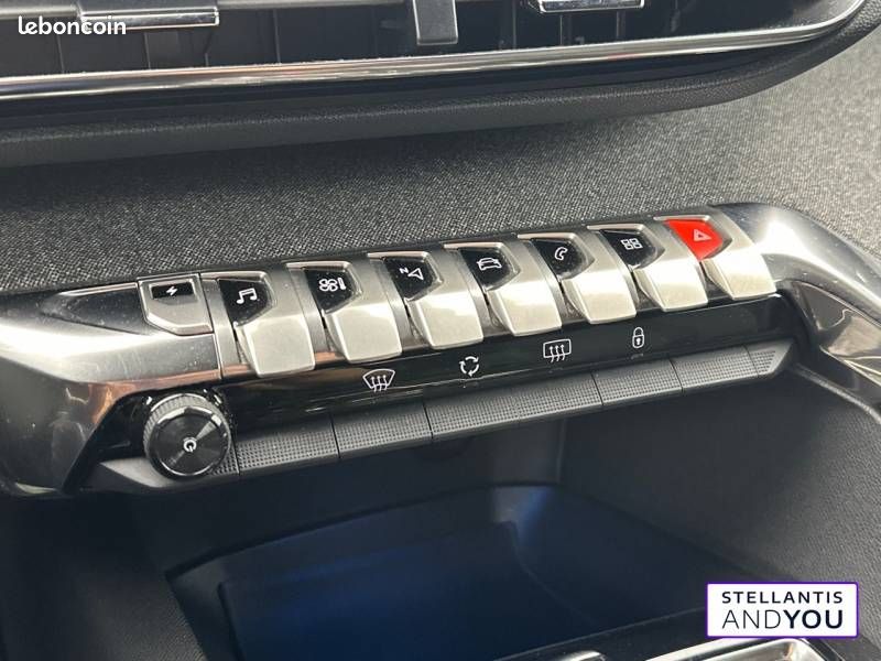 Peugeot 3008 Hybrid 225 e-EAT8 Allure Pack (image 27)
